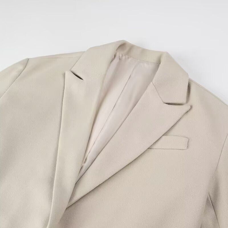 Collar long sleeved single breasted solid color trench coat for women